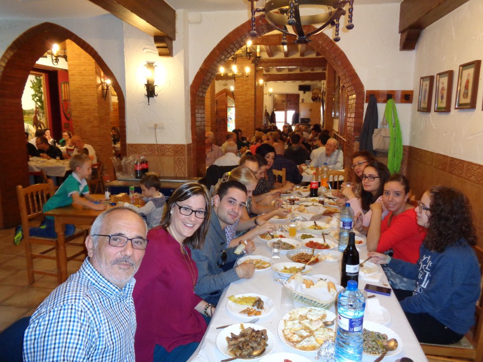 Almuerzo. Actos 775 aniversario muerte de Don Artal de Alagón. Sax, 2 de noviembre de 2014.